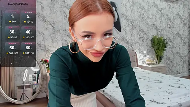 KatieBrown1 online show from 09/10/25, 08:14