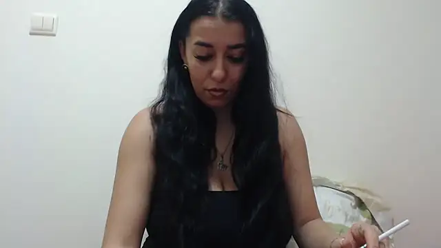 Maryem637048 online show from 02/03/26, 02:55