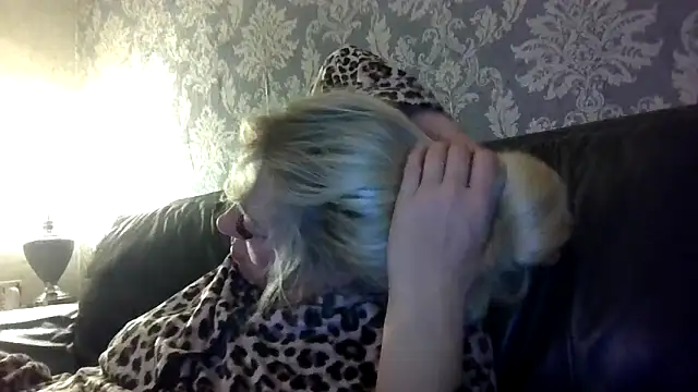 Snapshot of stormy_p chatting on 10/16/25, 09:49 stormy p online show from 10/16/25, 09:49