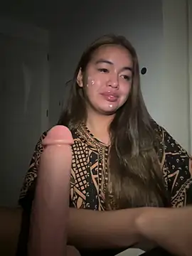 urasianlady online show from 11/27/25, 11:51