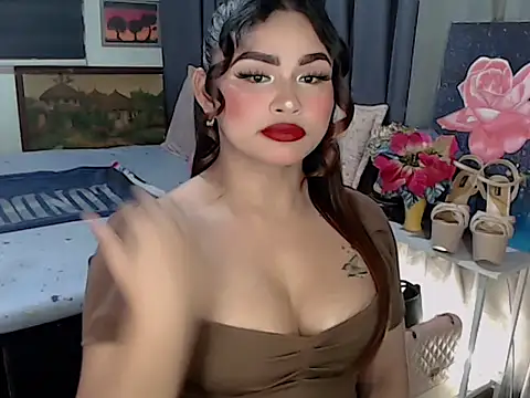 Snapshot of Candice_cummer chatting on 10/23/25, 05:33 Candice cummer online show from 10/23/25, 05:33