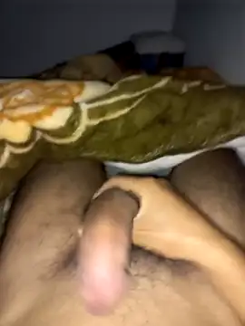 Snapshot of amin20cm chatting on 11/18/25, 10:36 amin20cm online show from 11/18/25, 10:36