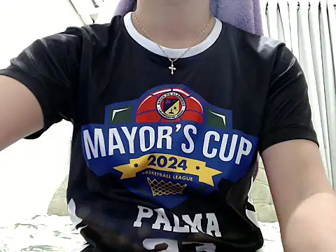 Snapshot of PrettyBlythes_TS chatting on 11/13/25, 09:30 PrettyBlythes TS online show from 11/13/25, 09:30