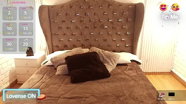 sidneylove  online show from 09/10/25, 03:01