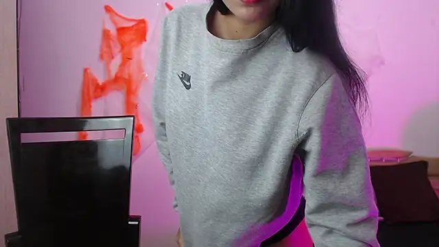 kyra fox  online show from 10/23/25, 12:37