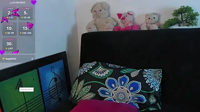 Snapshot of Britney_Rose chatting on 01/10/26, 03:30 Britney Rose online show from 01/10/26, 03:30