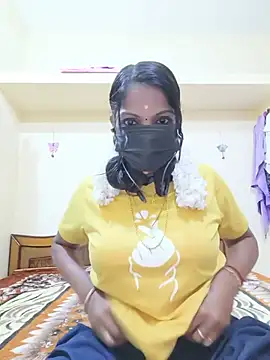 Tamil Ishu online show from 07/08/26, 04:33