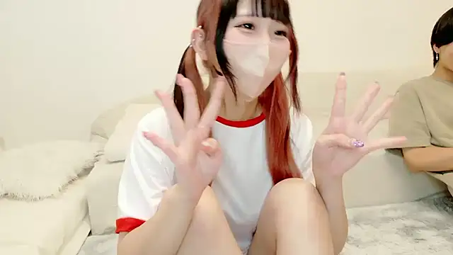 Snapshot of Hina-qp chatting on 09/16/25, 10:38 Hina-qp online show from 09/16/25, 10:38