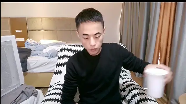 Tsia-Die online show from 12/14/25, 04:29