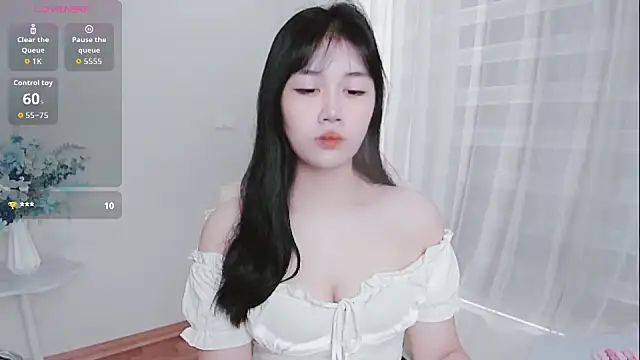 Snapshot of -Rose-Lucky- chatting on 10/05/25, 01:15 -Rose-Lucky- online show from 10/05/25, 01:15