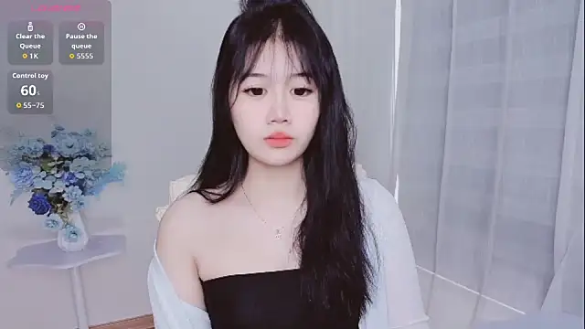Snapshot of -Rose-Lucky- chatting on 10/24/25, 01:24 -Rose-Lucky- online show from 10/24/25, 01:24