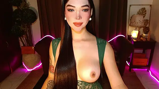Snapshot of MouthWatering_Ayesha chatting on 06/11/26, 11:58 MouthWatering Ayesha online show from 06/11/26, 11:58