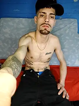 Demian24  online show from 10/04/25, 03:59