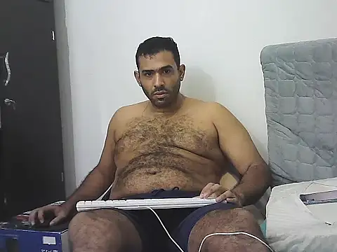 Snapshot of morenocabro10 chatting on 11/12/25, 07:24 morenocabro10 online show from 11/12/25, 07:24