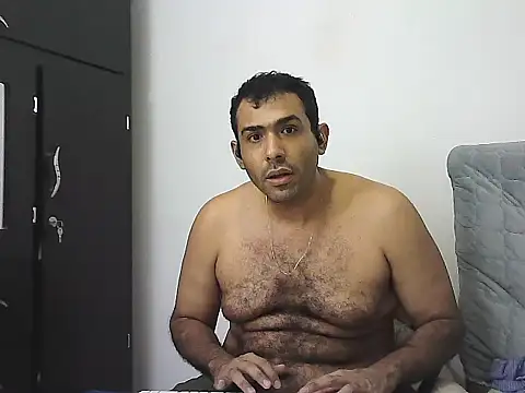 Snapshot of morenocabro10 chatting on 12/03/25, 08:40 morenocabro10 online show from 12/03/25, 08:40