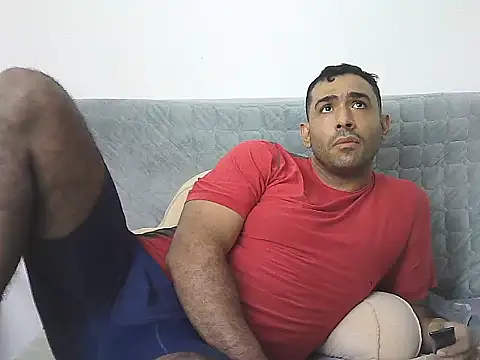 Snapshot of morenocabro10 chatting on 12/13/25, 07:53 morenocabro10 online show from 12/13/25, 07:53