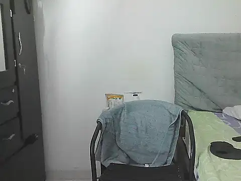 morenocabro10 online show from 05/03/26, 06:58