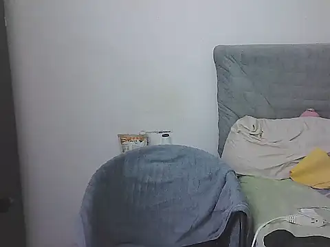 morenocabro10 online show from 05/06/26, 11:32