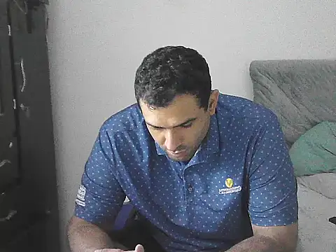 morenocabro10 online show from 06/19/26, 04:06