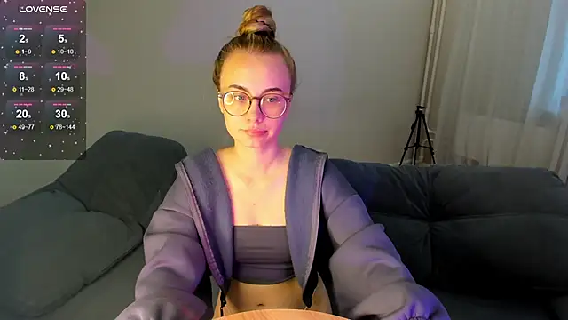 MewStella online show from 10/02/25, 09:38