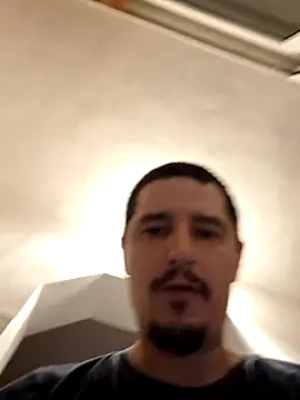 Snapshot of hugecock4u1990 chatting on 09/21/25, 03:41 hugecock4u1990 online show from 09/21/25, 03:41