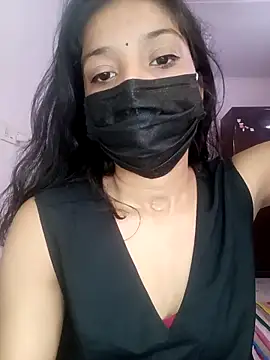 Cute Rakhi8 online show from 09/19/25, 04:36