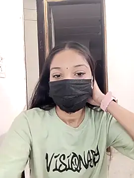 Cute Rakhi8 online show from 11/04/25, 04:33