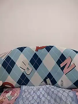 Snapshot of Yina219 chatting on 09/18/25, 11:01 Yina219 online show from 09/18/25, 11:01