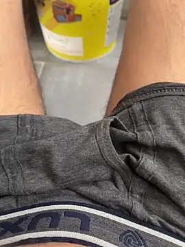 Snapshot of funny_sexxx chatting on 09/13/25, 06:13 funny sexxx online show from 09/13/25, 06:13