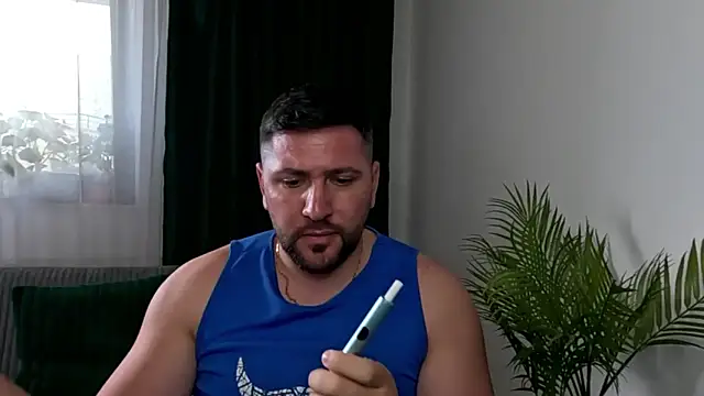 Gold Alpha Boy online show from 05/26/26, 01:29