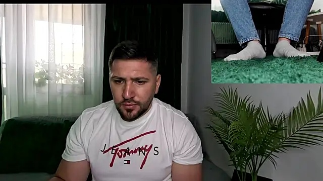 Gold Alpha Boy online show from 06/02/26, 09:11