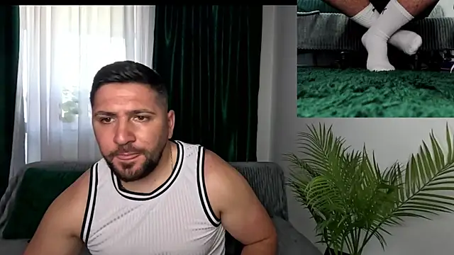 Gold Alpha Boy online show from 06/03/26, 02:33