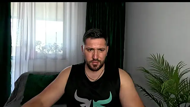 Gold Alpha Boy online show from 06/24/26, 03:55