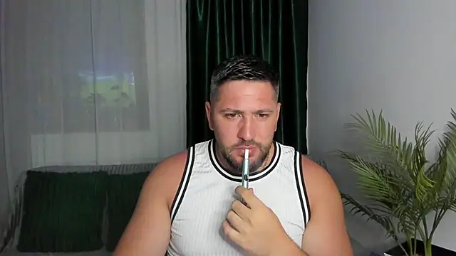 Gold Alpha Boy online show from 07/18/26, 07:39