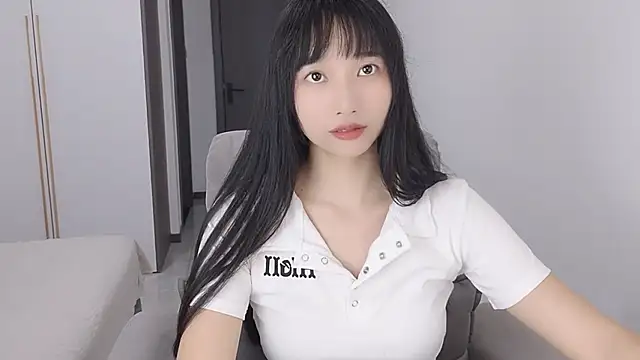 Snapshot of Lisa-3333 chatting on 09/15/25, 03:12 Lisa-3333 online show from 09/15/25, 03:12