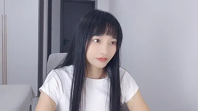 Snapshot of Lisa-3333 chatting on 09/20/25, 01:34 Lisa-3333 online show from 09/20/25, 01:34