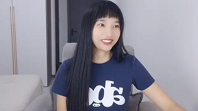 Snapshot of Lisa-3333 chatting on 09/29/25, 02:22 Lisa-3333 online show from 09/29/25, 02:22