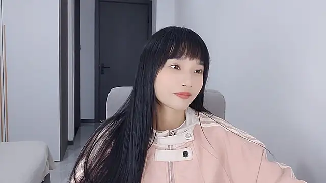 Snapshot of Lisa-3333 chatting on 10/20/25, 03:12 Lisa-3333 online show from 10/20/25, 03:12