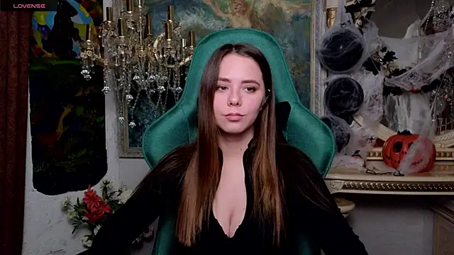 Snapshot of IvoryWood_ chatting on 10/26/25, 11:27 IvoryWood online show from 10/26/25, 11:27