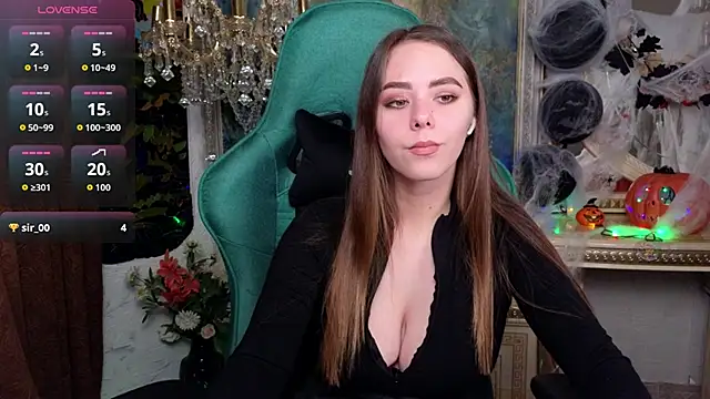 Snapshot of IvoryWood_ chatting on 11/09/25, 04:38 IvoryWood online show from 11/09/25, 04:38