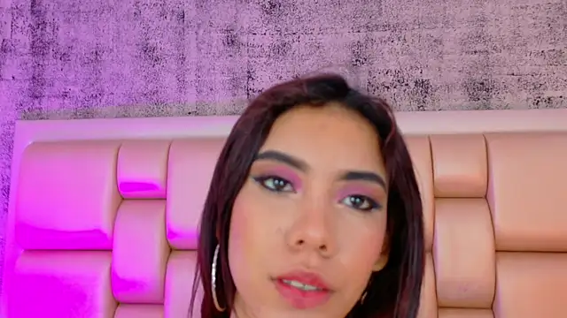 BellaHarper1 online show from 09/25/25, 01:04