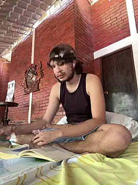 Luxx 14 online show from 09/13/25, 08:08