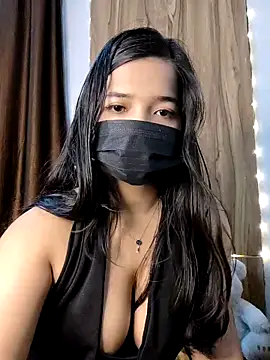 Snapshot of luv_johrrra chatting on 09/29/25, 06:13 luv johrrra online show from 09/29/25, 06:13