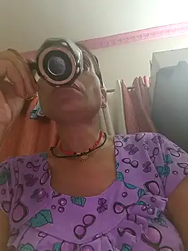 ISHANI-SINGH online show from 11/04/25, 01:43