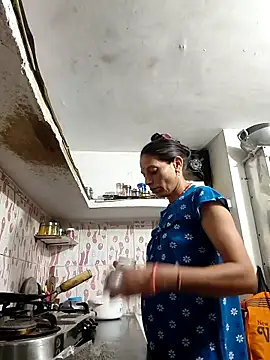 ISHANI-SINGH online show from 04/24/26, 02:30