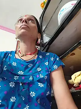 ISHANI-SINGH online show from 05/15/26, 03:41