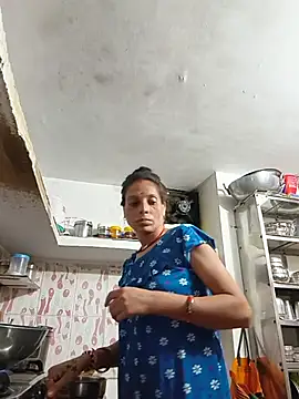 ISHANI-SINGH online show from 06/05/26, 02:34