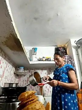 ISHANI-SINGH online show from 06/18/26, 03:29