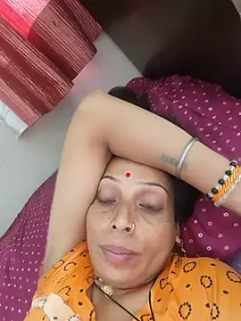 ISHANI-SINGH online show from 06/25/26, 11:37