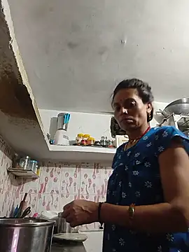 ISHANI-SINGH online show from 06/28/26, 02:23